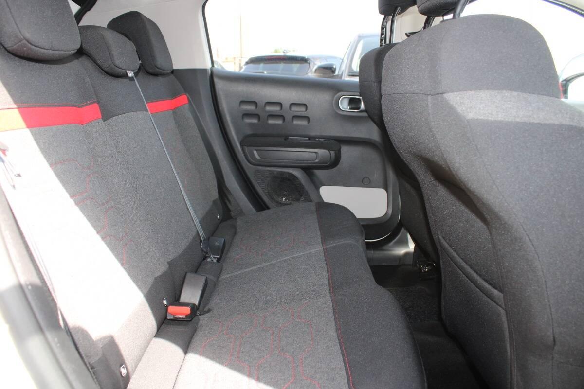 Citroen C3 1.2 puretech Shine s&s 110cv eat6 Con CARPLAY