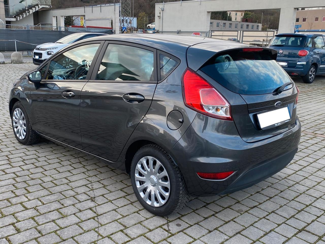 Ford Fiesta 1.5 TDCi 75CV 5 porte Titanium