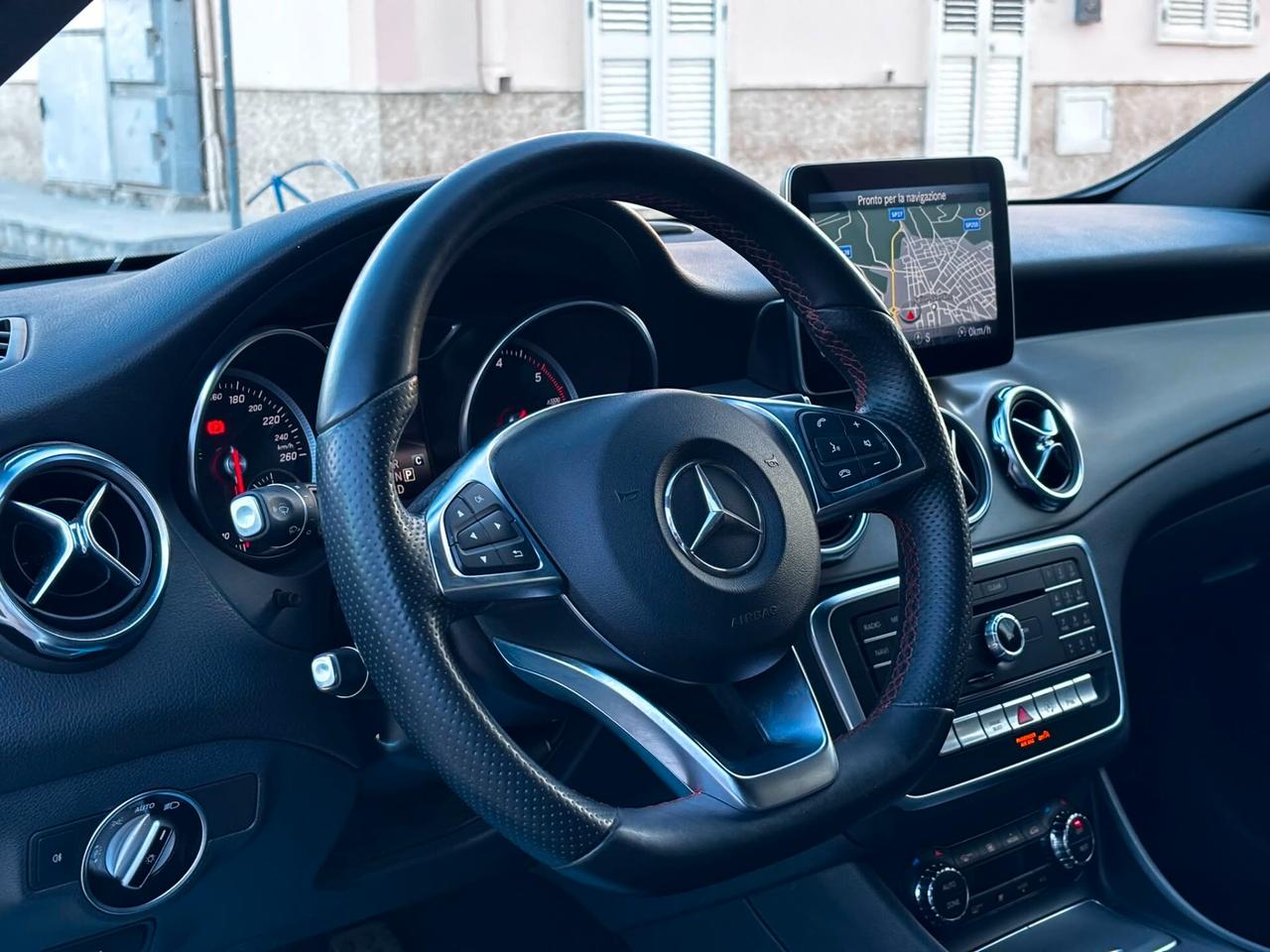 Mercedes Gla 200d Premium Night ed-2019