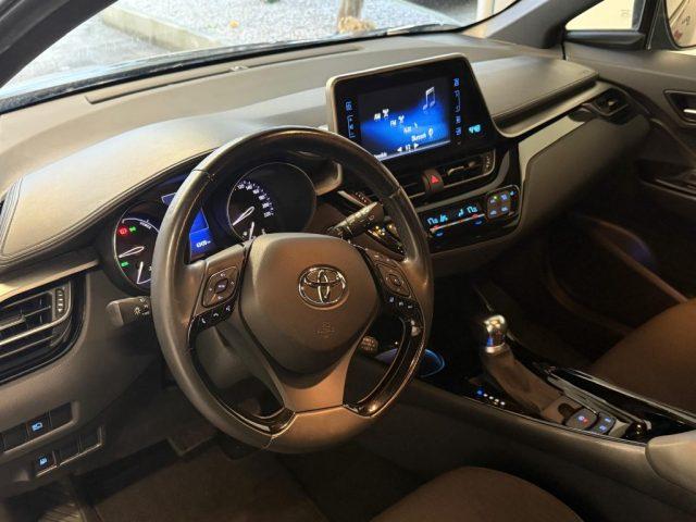 TOYOTA C-HR 1.8 Hybrid E-CVT Lounge