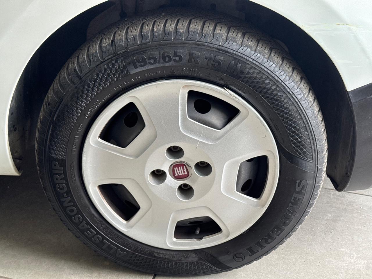 Fiat Fiorino 1.3 MJT 95CV Cargo Adventure
