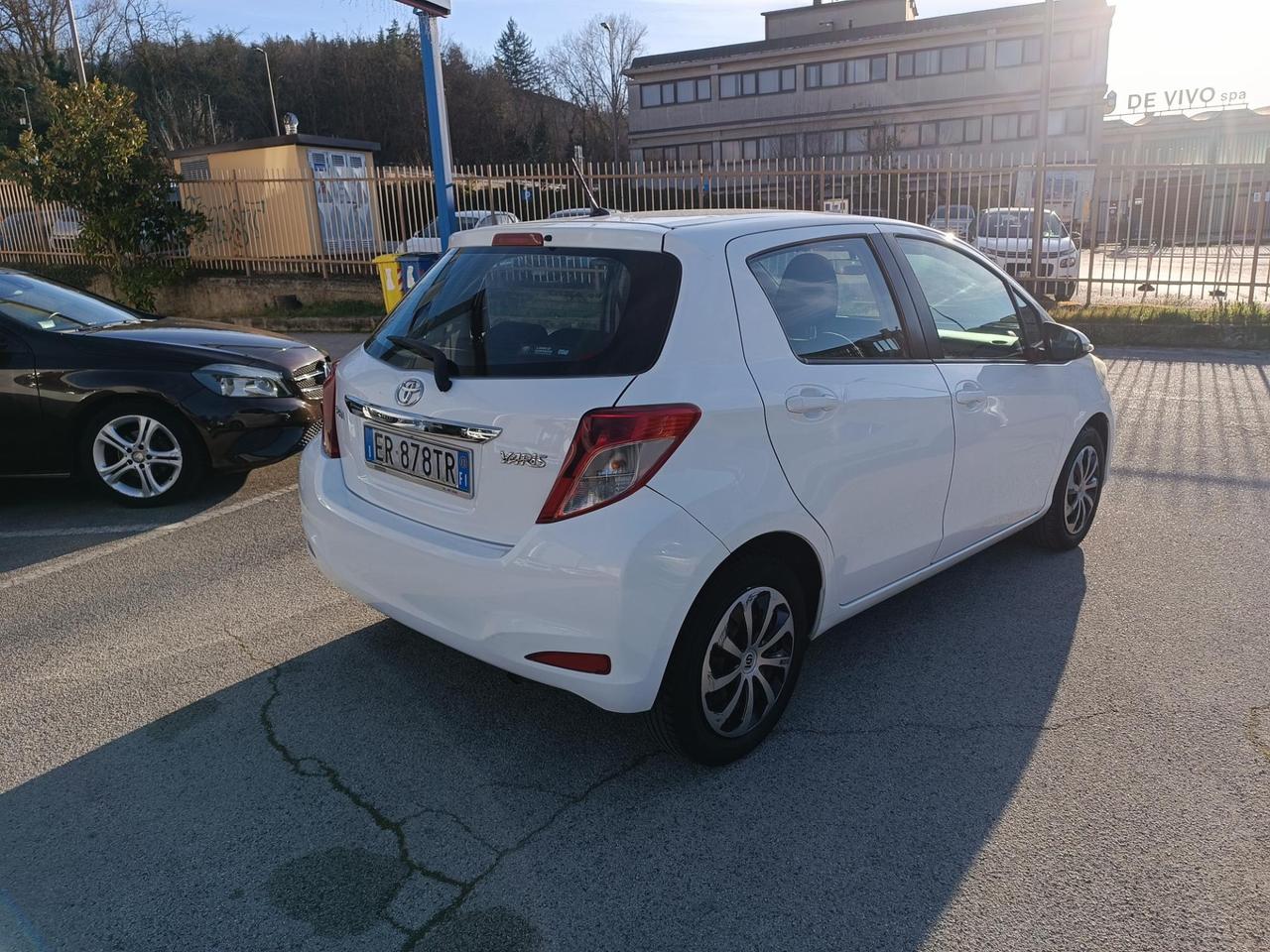 Toyota Yaris 5 Porte Yaris 5p 1.0 Lounge