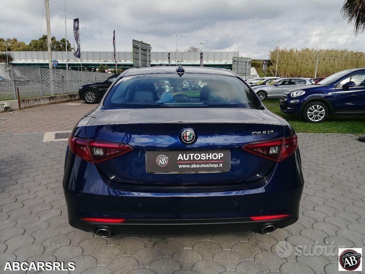 Alfa Romeo Giulia 2.2 Turbodiesel 180 CV Super