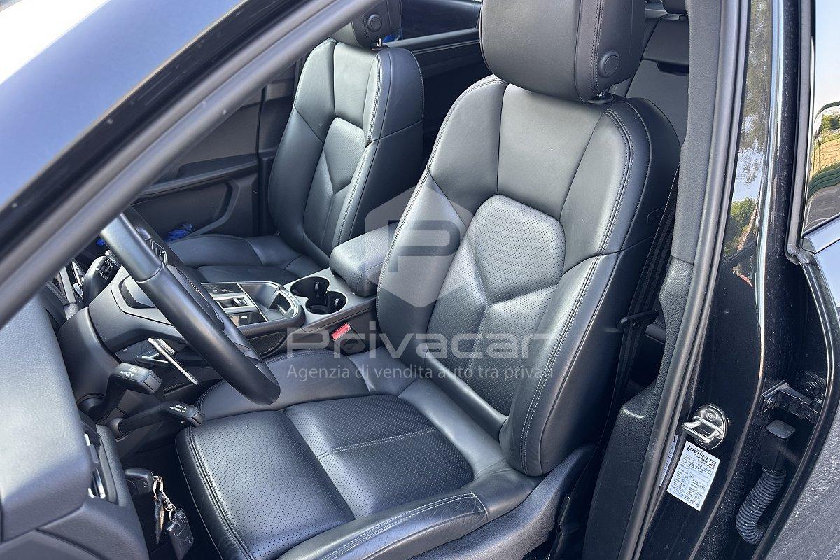 PORSCHE Macan 2.0