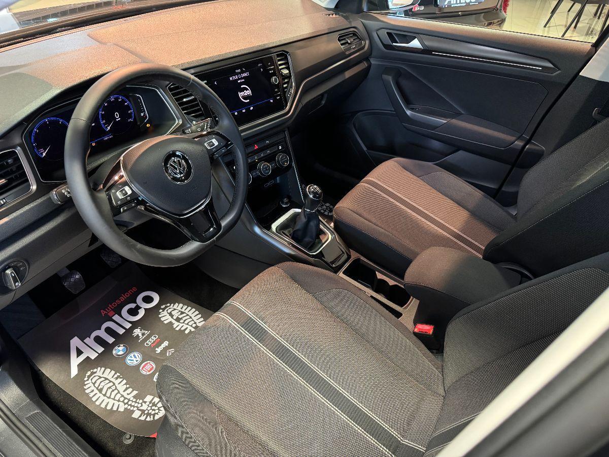 VOLKSWAGEN - T-Roc - 1.6 TDI STYLE Cokpit 2019