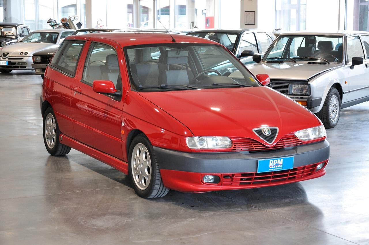 Alfa Romeo 145 2.0i 16V Twin Spark cat Quadrifoglio