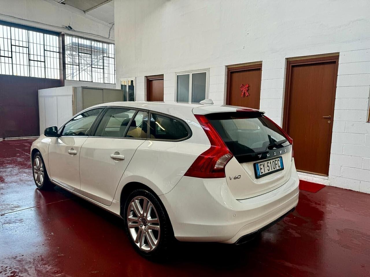 Volvo V60 D4 Geartronic Kinetic LEGGERE LA DESCRIZIONE !!!!!