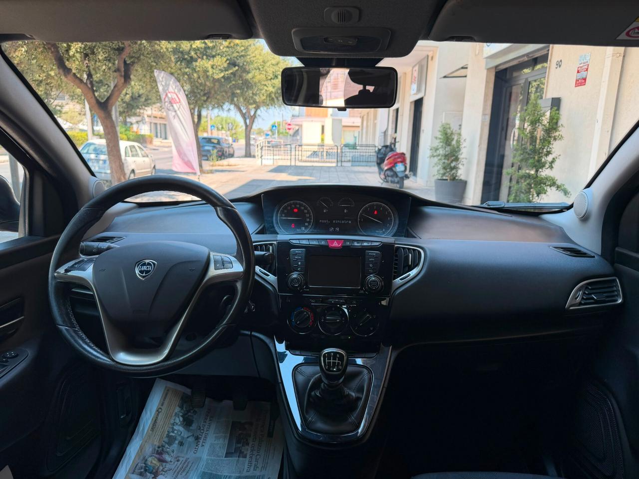 Lancia Ypsilon 1.0 FireFly 5 porte S&S Hybrid Maryne