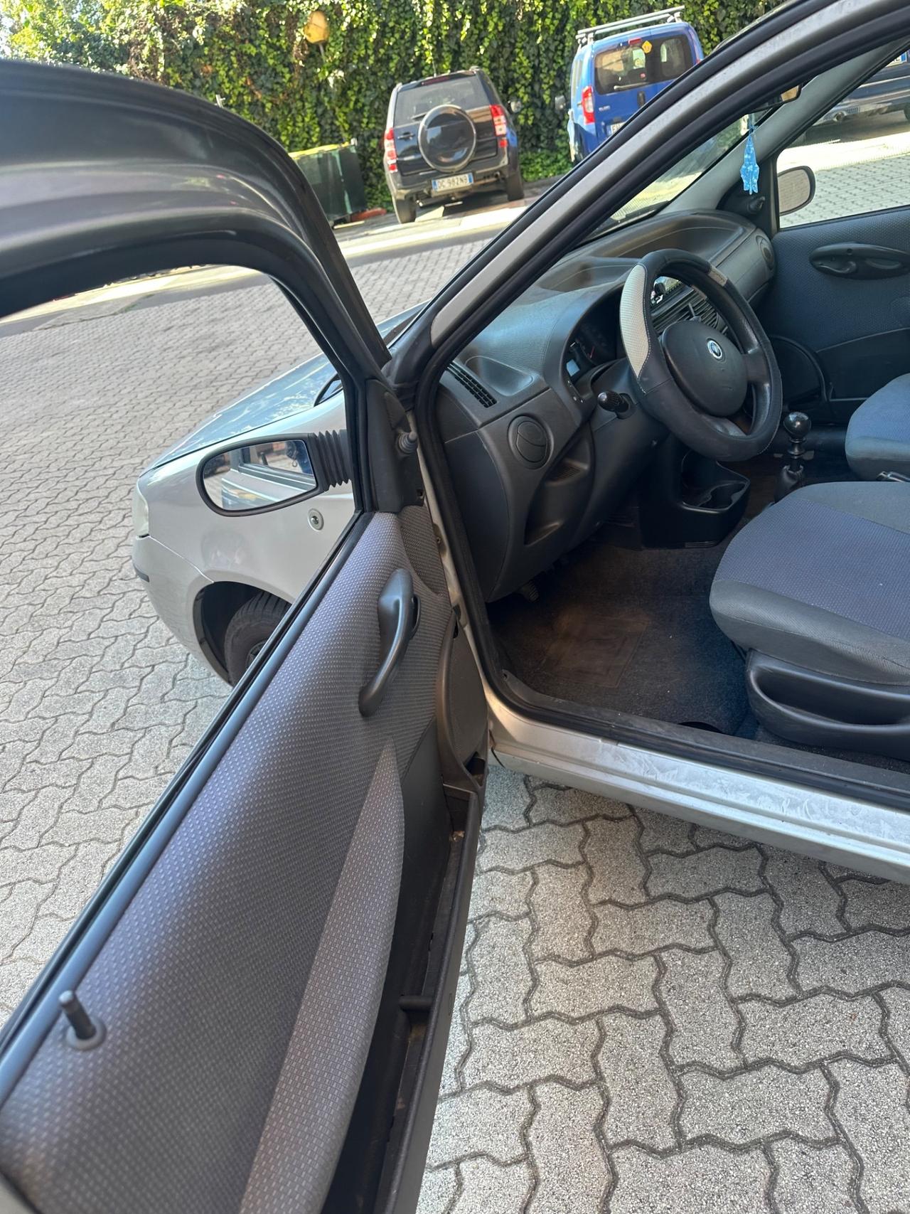 Fiat Punto 1.2 3 porte Active