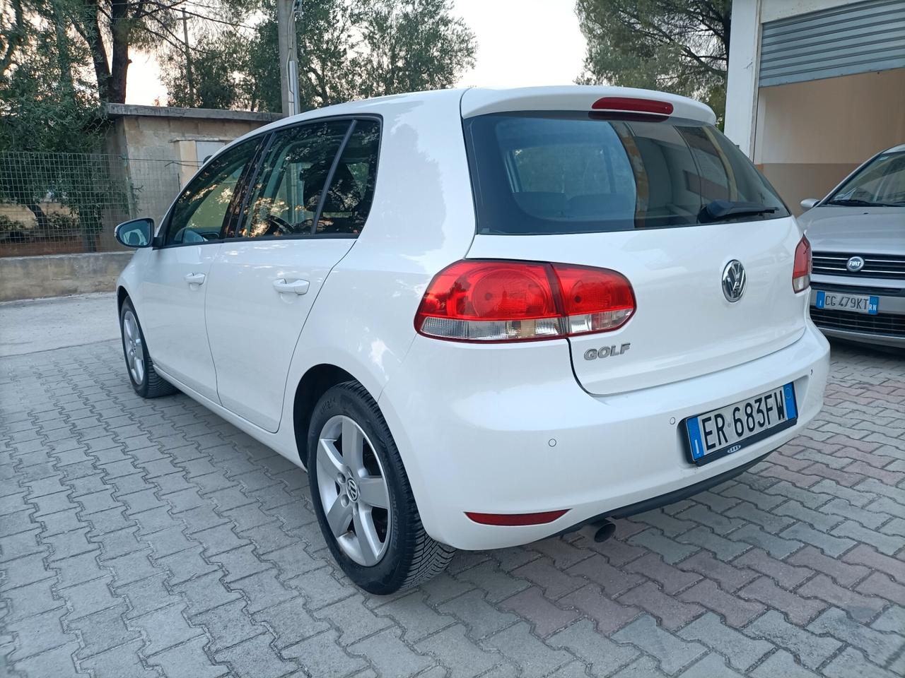 Volkswagen Golf 1.6 TDI 5p. Highline