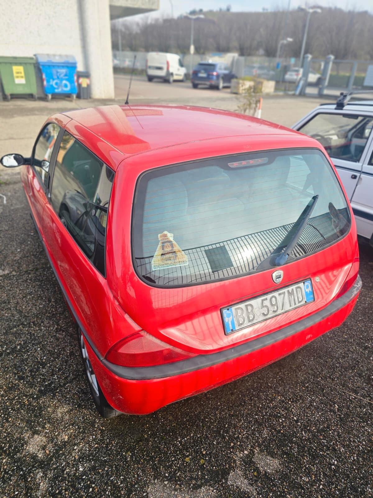 Lancia Y 1.2i 16V cat Elefantino Rosso
