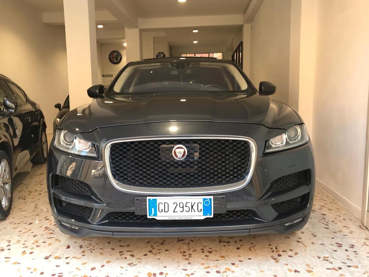 Jaguar F-Pace 2.0 D 180 CV Prestige Panoramico