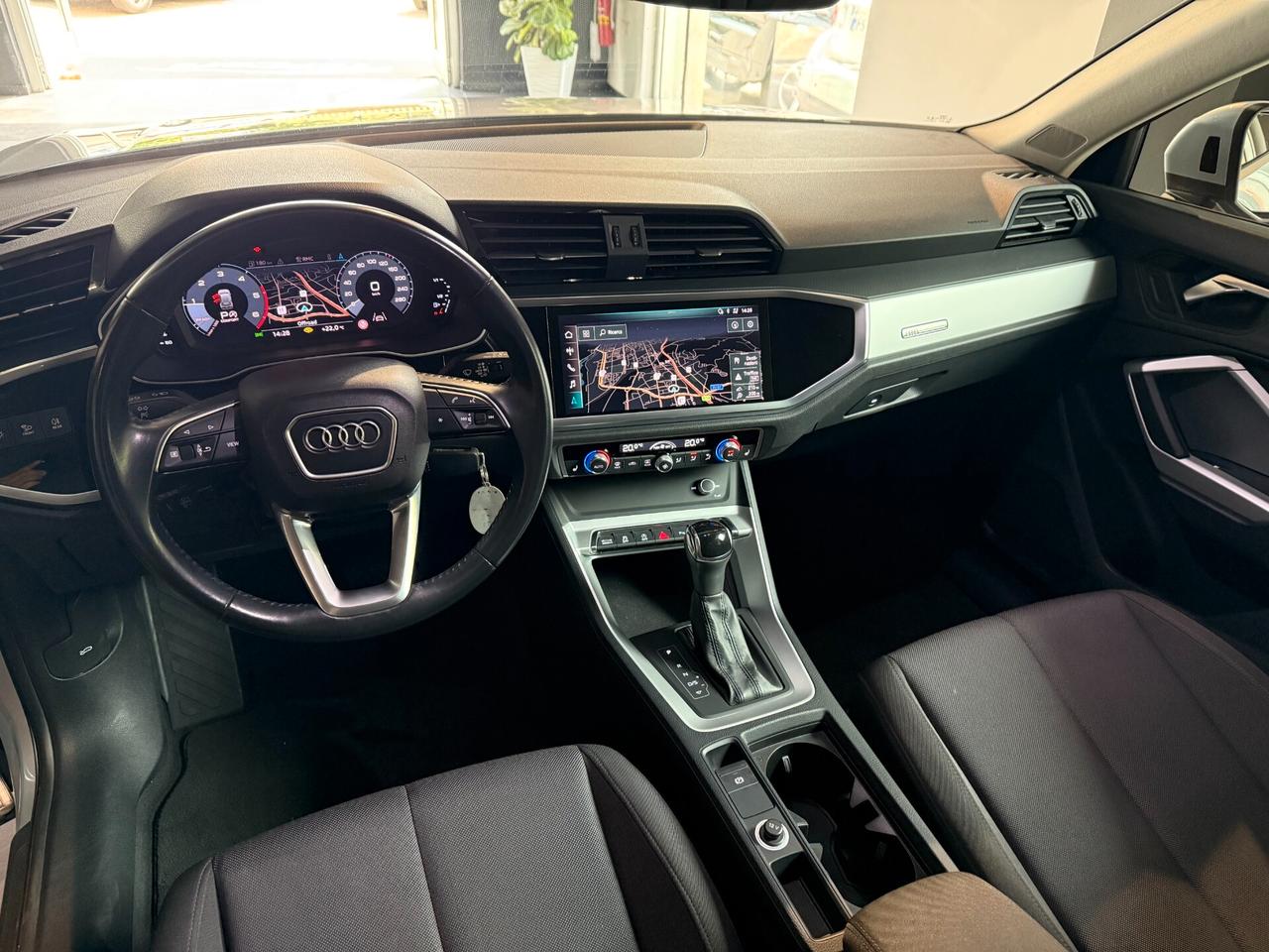 Audi Q3 35 TDI S tronic Business Advanced