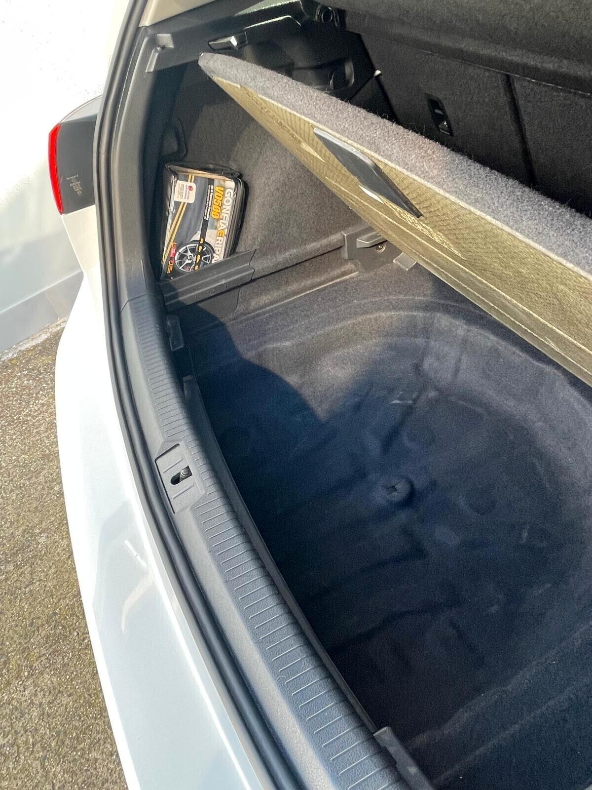 Volkswagen Golf Business 1.6 TDI 5p. Trendline BlueMotion Technology