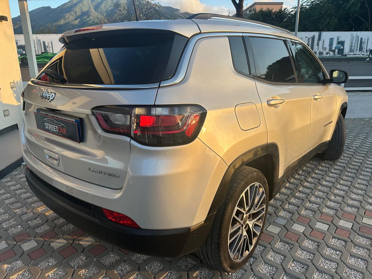 Jeep Compass 1.6 MJT 130 CV Limited Tetto
