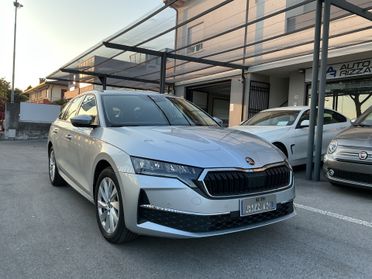 Skoda Octavia 2.0 TDI 150 CV DSG Wagon Selection - KM 22.000