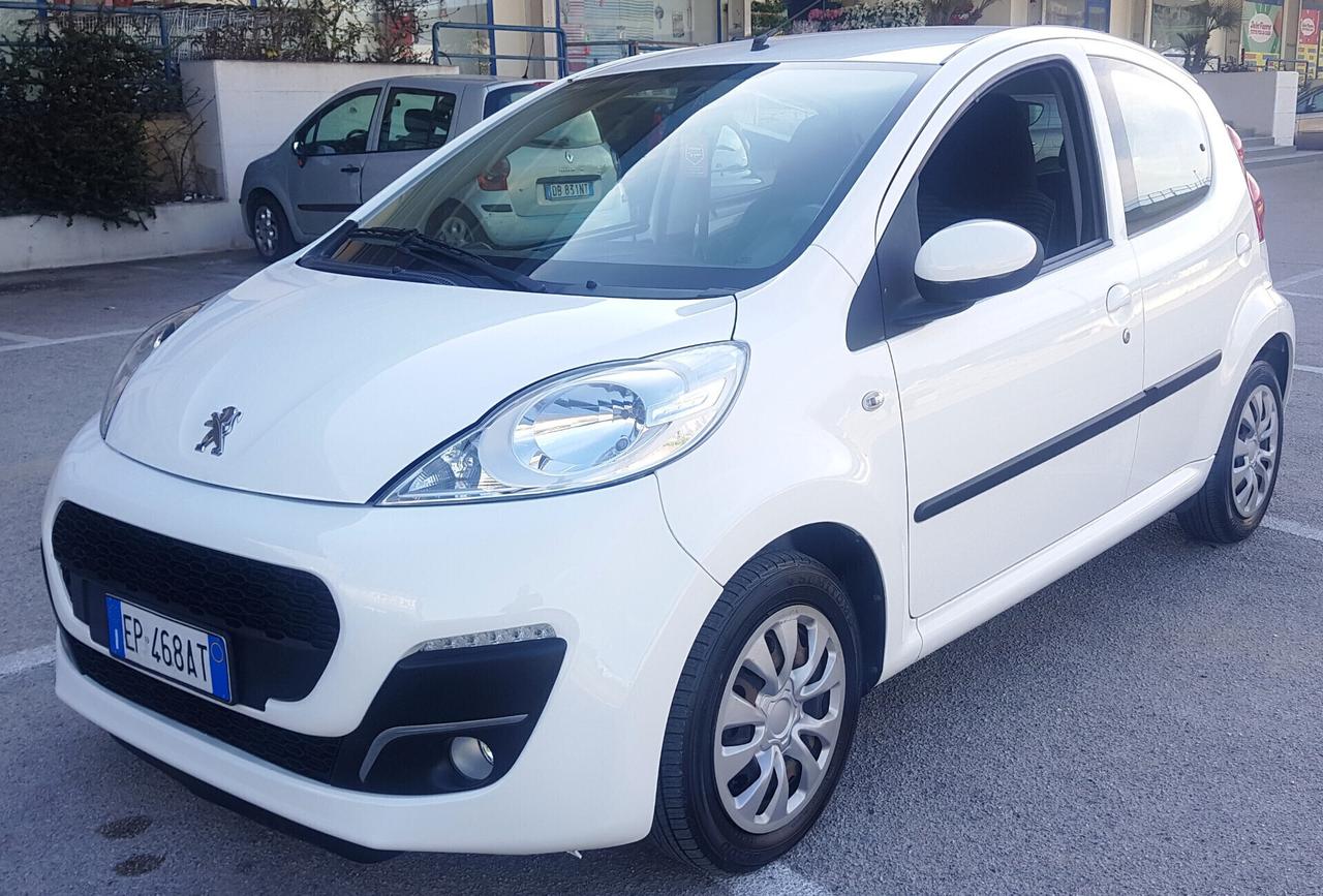 PEUGEOT 107 1.0 68CV 5P ACTIVE 04/2013