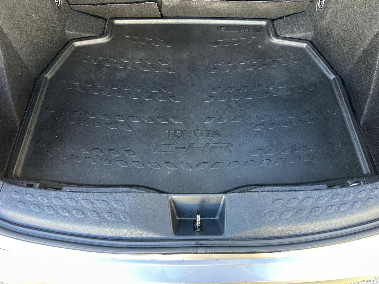 Toyota C-HR 1.8 Hybrid E-CVT Style