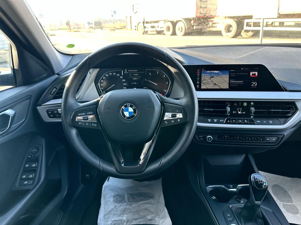 BMW Serie 1 f40 116d Business Advantage