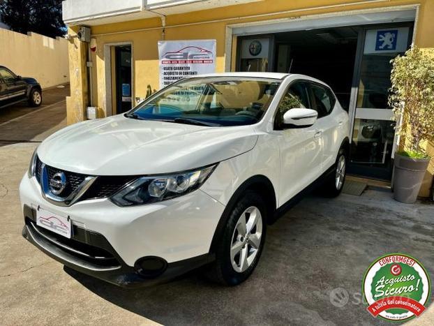 NISSAN Qashqai 1.6 dCi 2WD N-Connecta