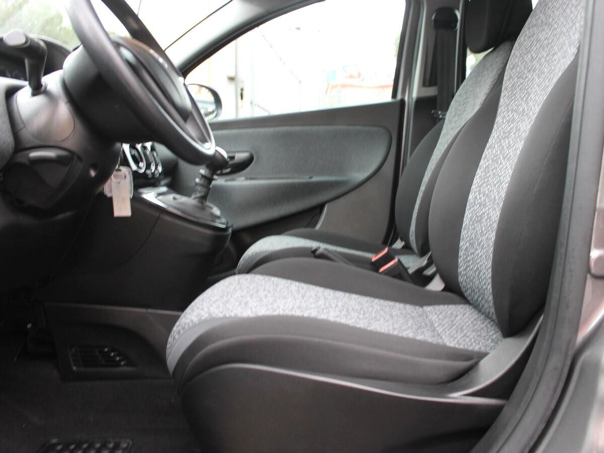 Lancia Ypsilon 1.0 Hybrid FireFly 5 porte S&S Silver Plus **PREZZO VERO** UNIPRO IVA DEDUCIBILE