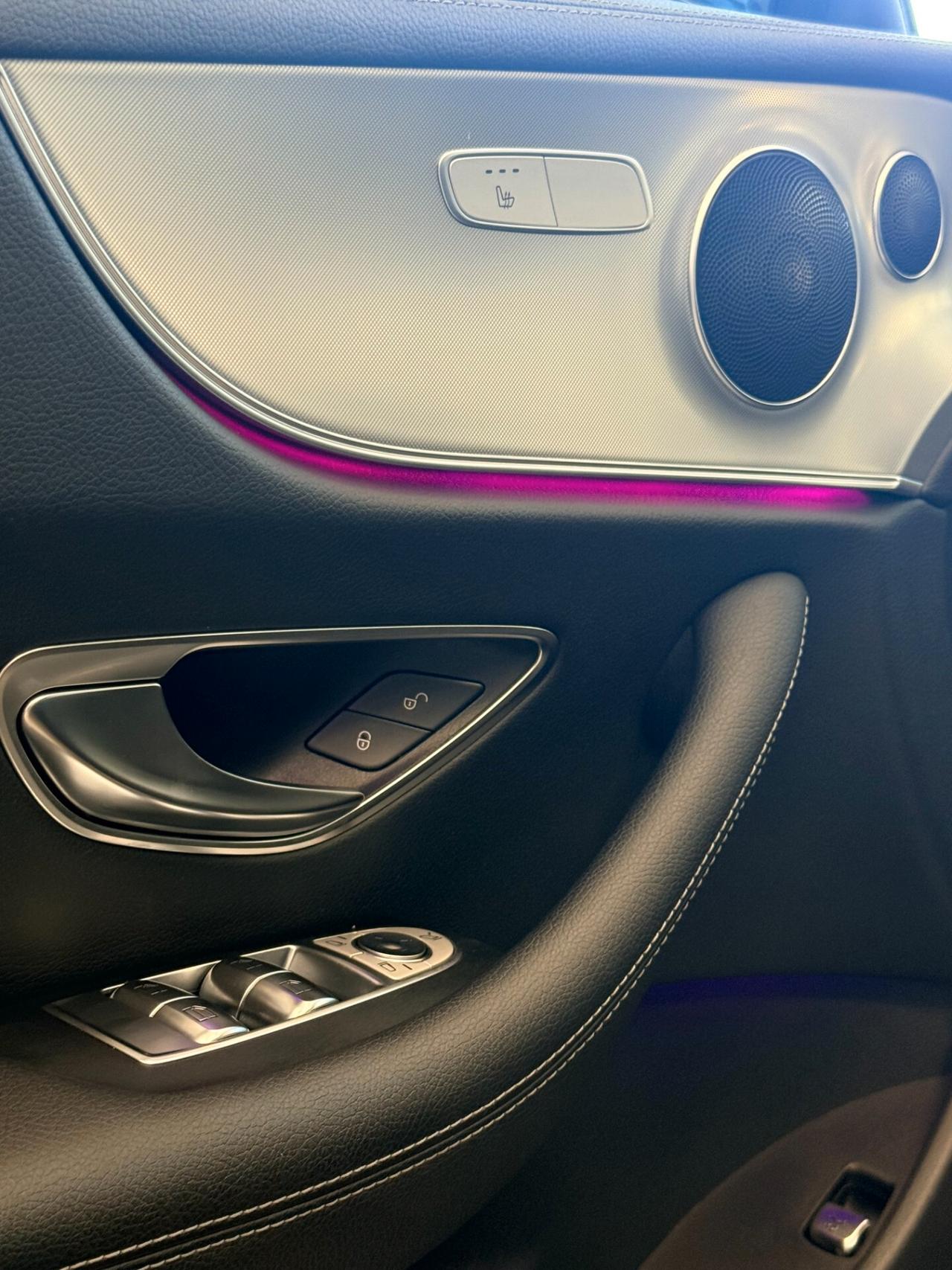 Mercedes-benz E 220 Coupe d Premium Plus AMG con LUCI SOFFUSE,TELECAMERA,NAVI,APPLE CARPLAY,VIRTUAL COCKPIT