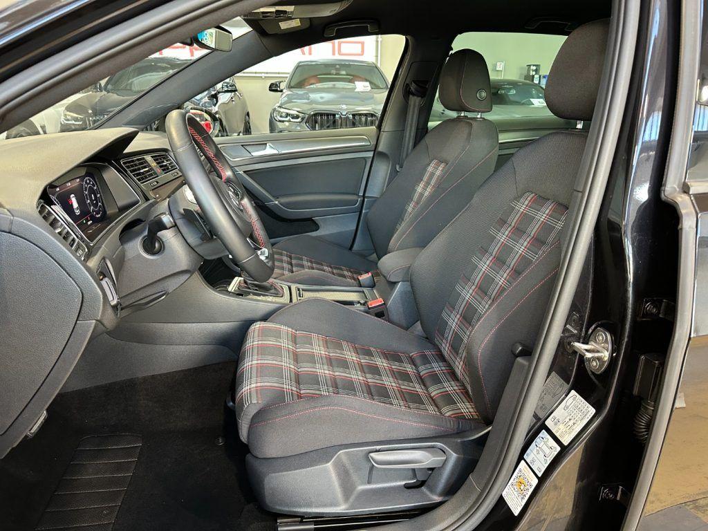 Volkswagen Golf GTI Performance 2.0 245 CV TSI DSG - 18"- Navi - ACC