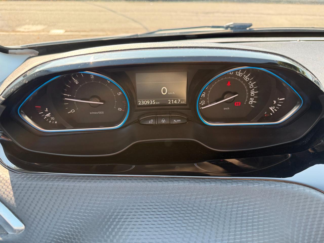 Peugeot 2008 BlueHDi 100 GT Line