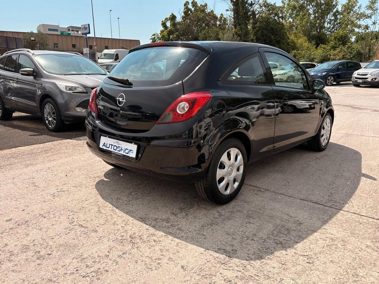 Opel Corsa 1.2 3 porte Club