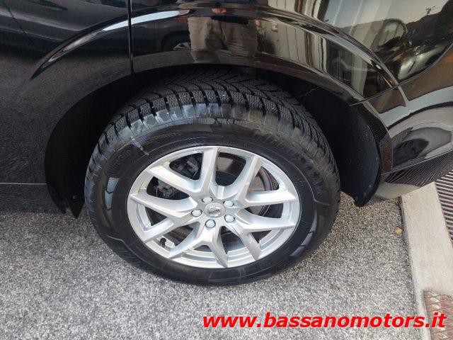 VOLVO XC60 B4 (d) AWD Geartronic Momentum Pro