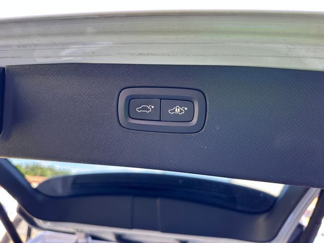VOLVO XC90 B5 (d) AWD Geartronic Momentum UNIP. *IVA ESPOSTA*