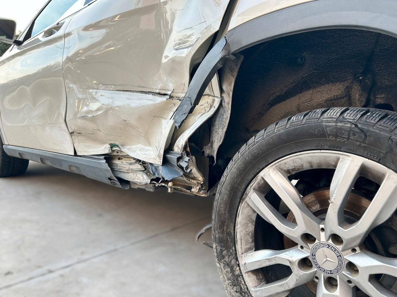 MERCEDES GLA 200 2.0 Diesel 136cv 4MATIC - 2016