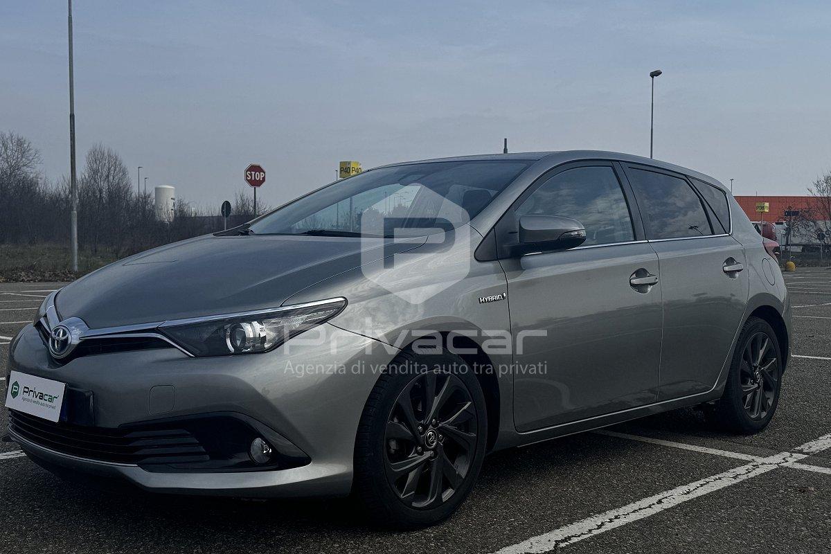 TOYOTA Auris 1.8 Hybrid Lounge