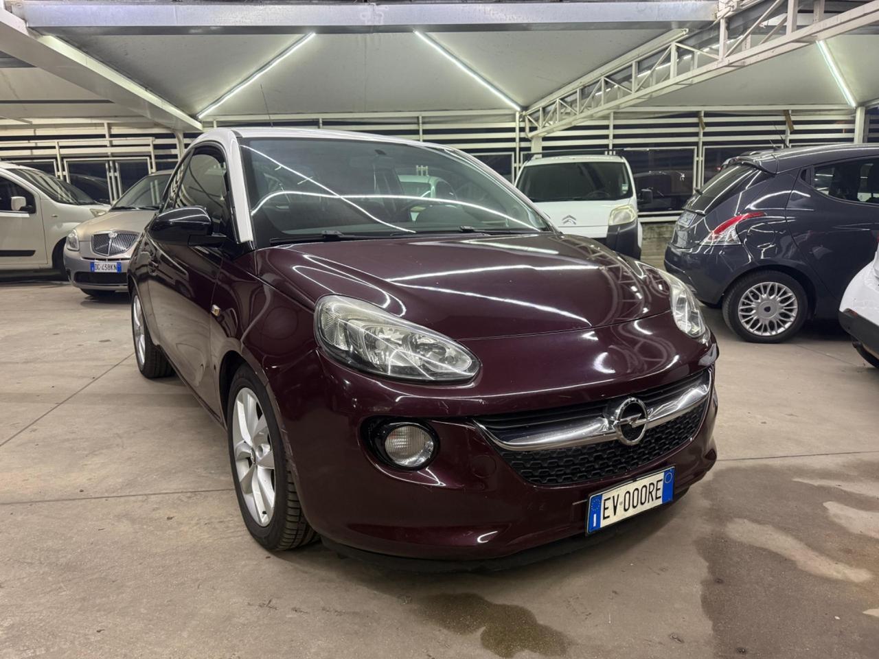 Opel Adam 1.2 70 CV NEOPATENTATI