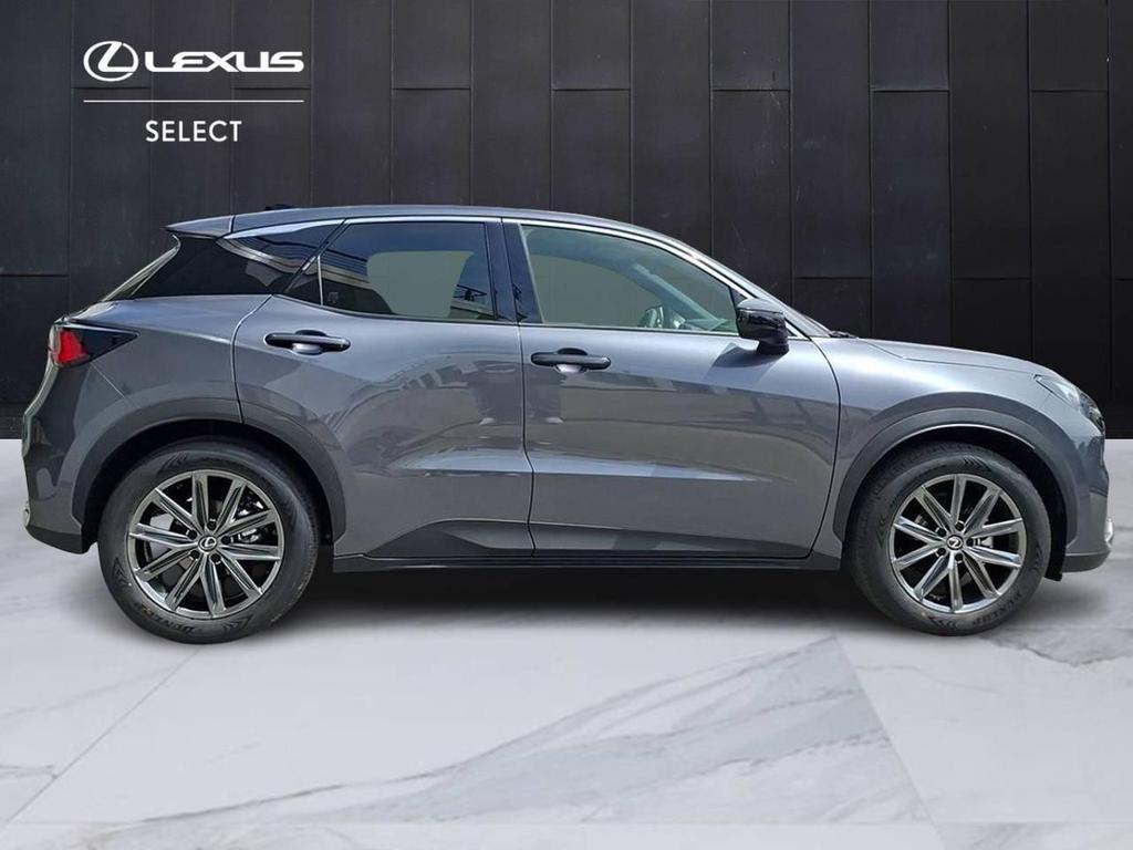 Lexus LBX 1.5 Hybrid Elegant 2WD