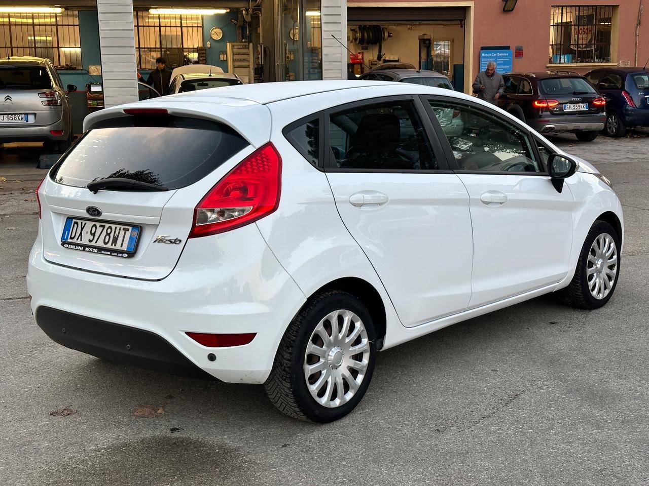 Ford Fiesta 1.4 5 porte Bz.- GPL Titanium