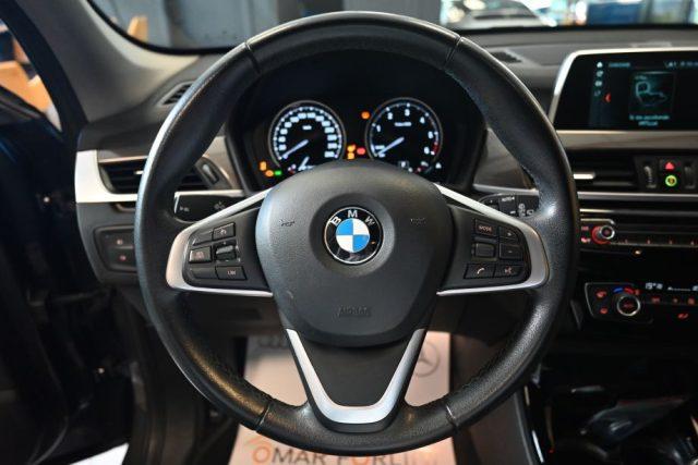 BMW X1 SDRIVE 18d SPORT BLACKLINE AUT.NAVI LED18"TEL FULL