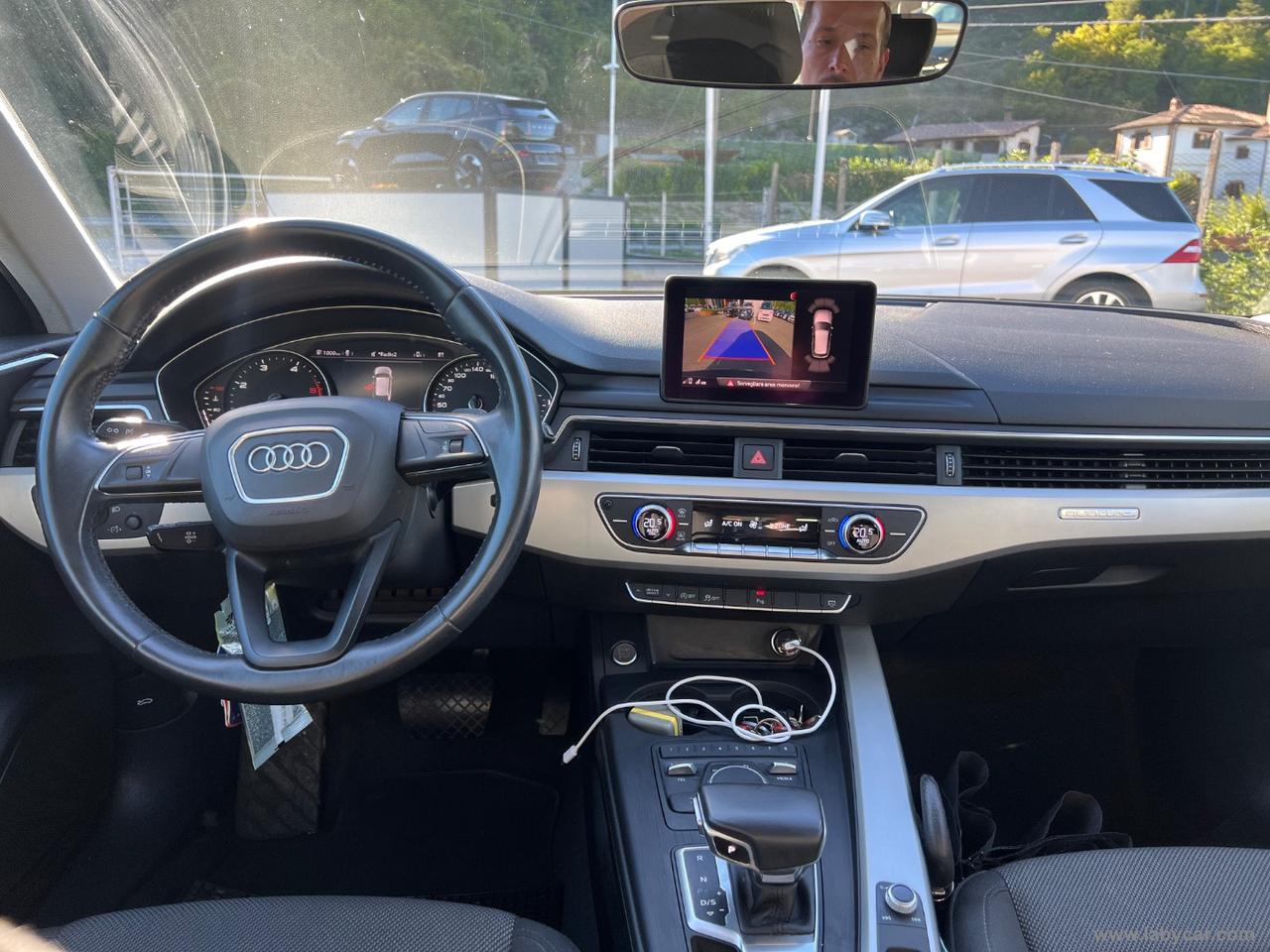 AUDI A4 40 TDI quattro S tronic Business Adv.