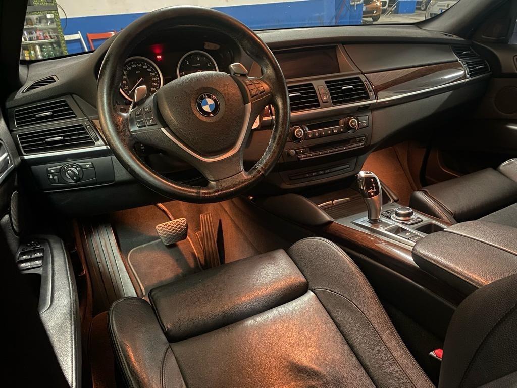 Bmw X6 xDrive40d Attiva