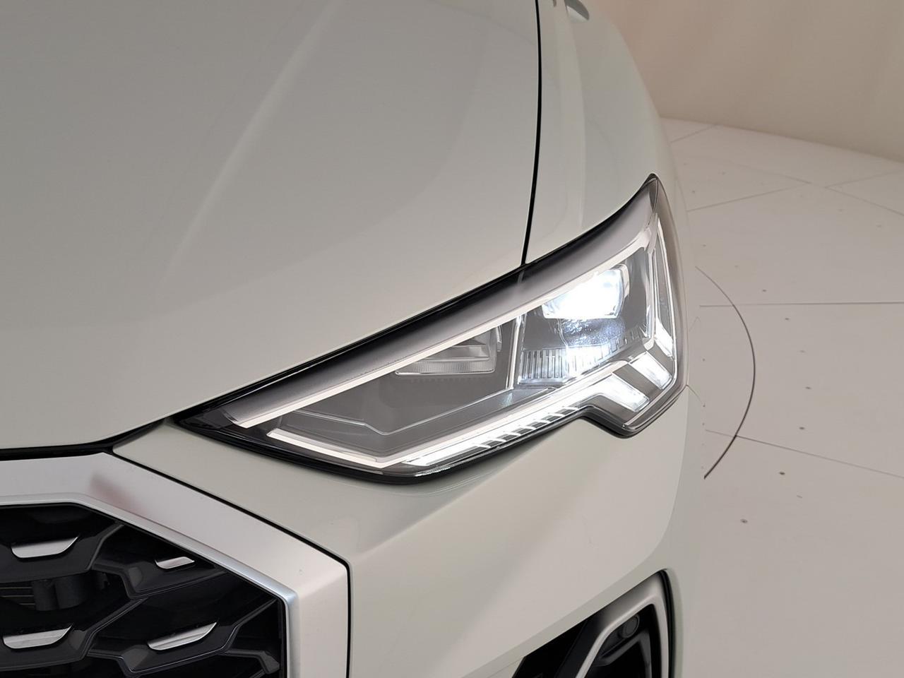 Audi Q3 sportback 35 1.5 tfsi s-tronic