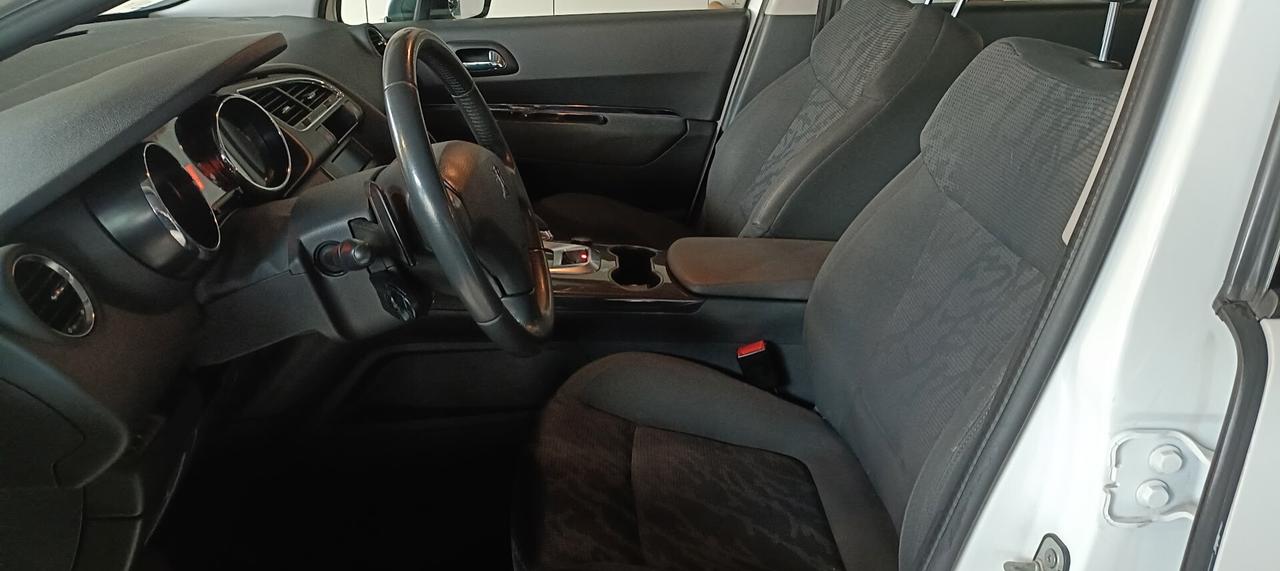 Peugeot 3008 1.6 e-HDi 115CV cambio robotizzato Stop&Start Active