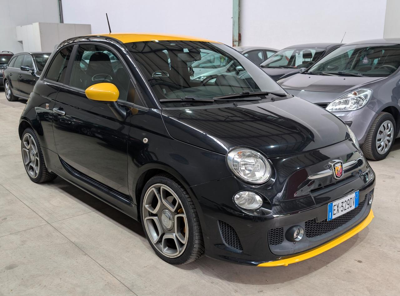 Abarth 500 1.4 Turbo T-Jet Custom