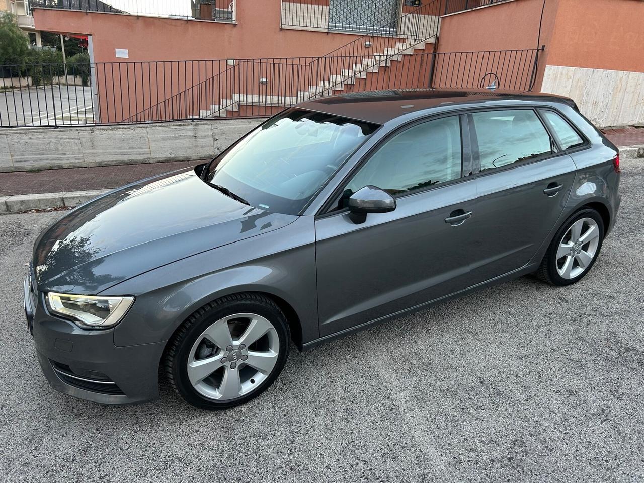 Audi A3 SPB 1.6 TDI strafull!!!!