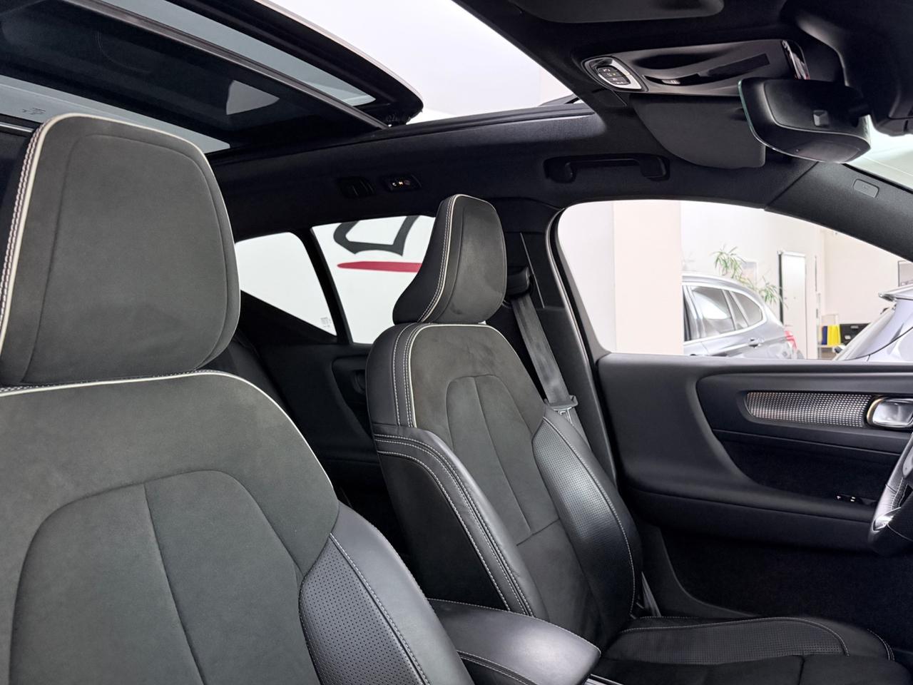 Volvo XC40 D4 AWD Geartronic R-design