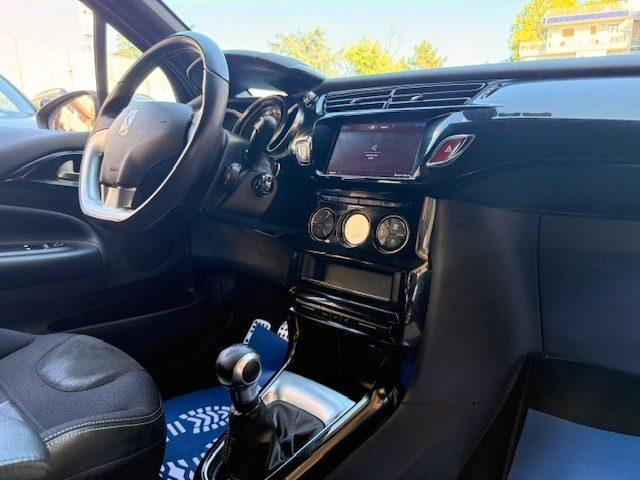 DS AUTOMOBILES DS 3 BlueHDi 100 Performance Line