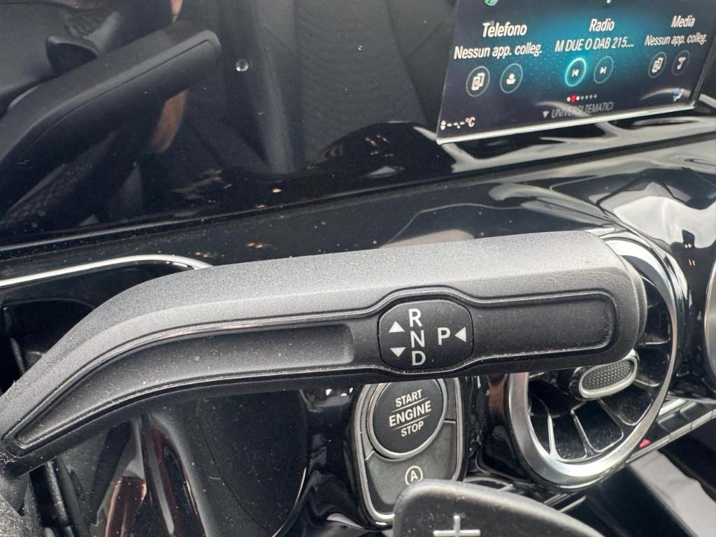 Mercedes-Benz Classe B - W247 2018 - B 180 d Premium auto