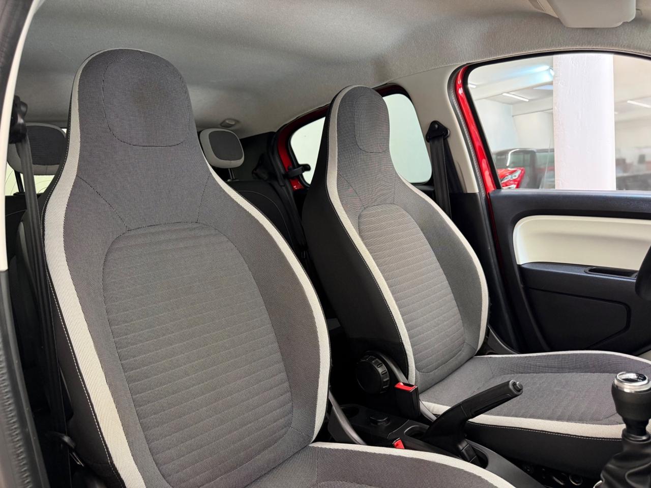 Renault Twingo SCe 1,0 Intens Limited Unipro