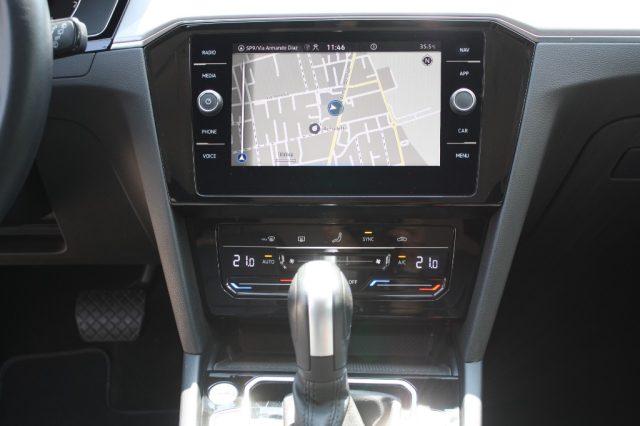 VOLKSWAGEN Passat Variant 2.0 TDI SCR EVO DSG Business