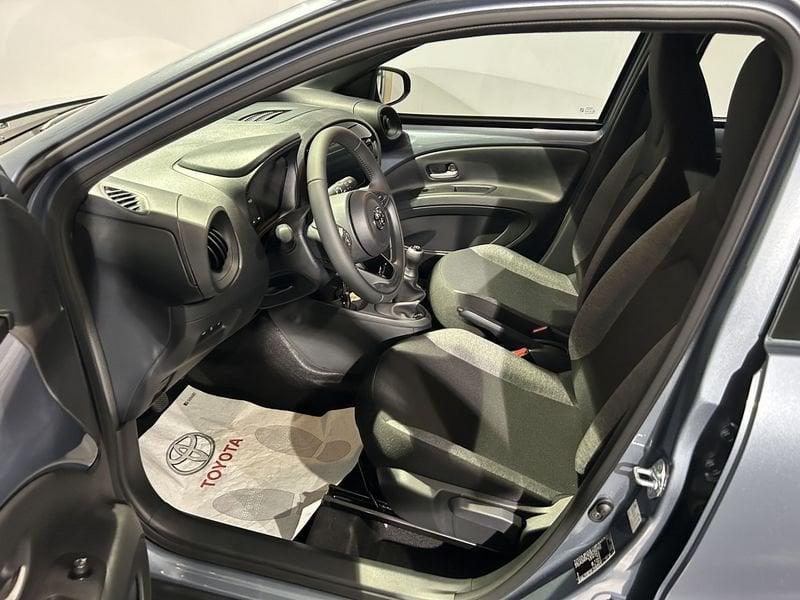 Toyota Aygo X 1.0 VVT-i 72 CV 5 porte Active KM 0