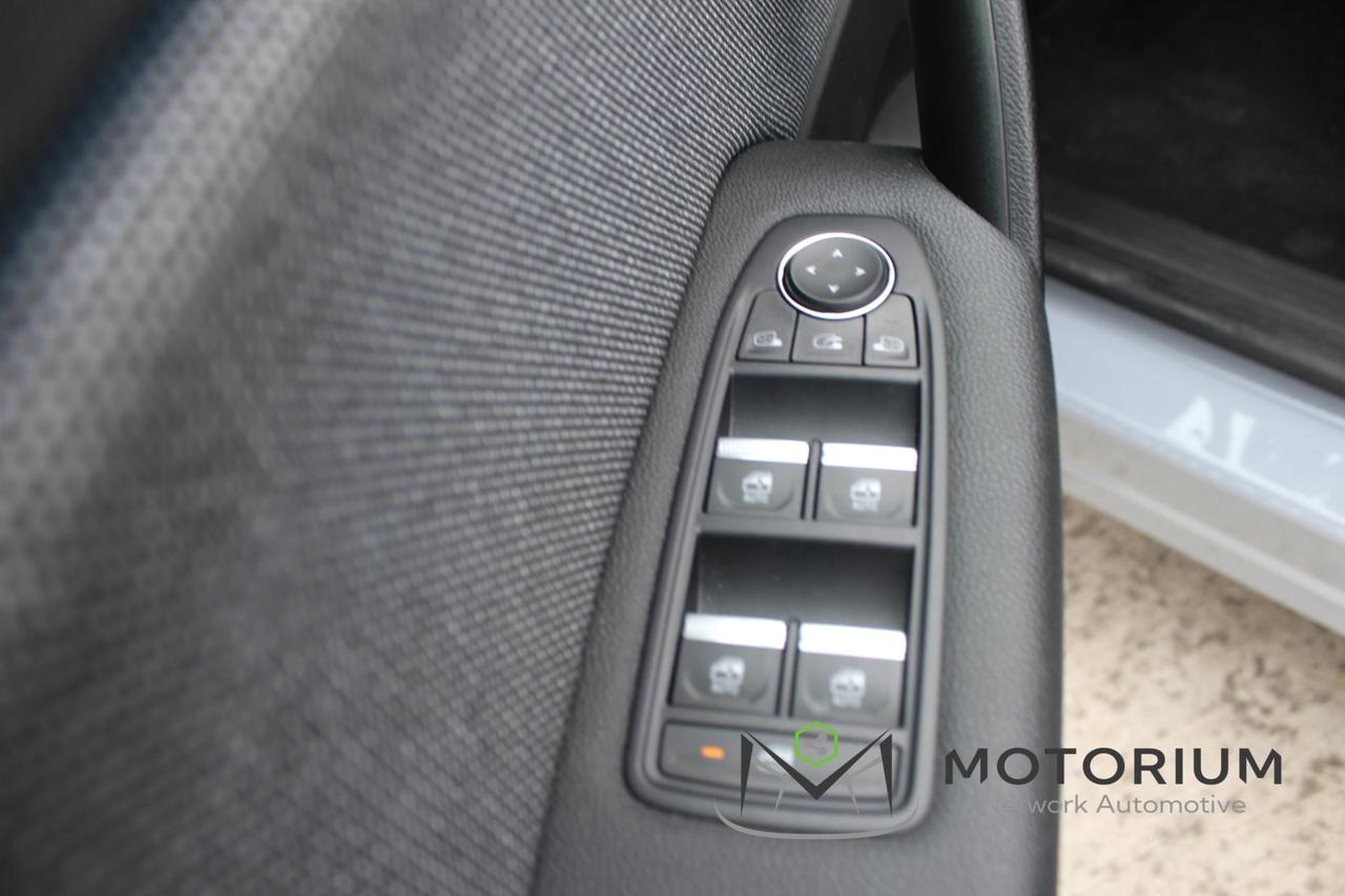 Renault Captur TECHNO E TECH FULL HYBRID 145 CV B STYLE
